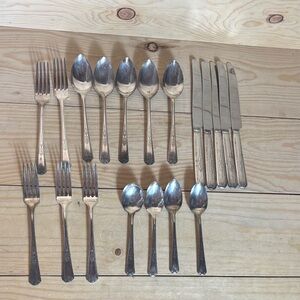 Lot of 19 Vintage Puritan Silver plate Cutlery‎ Set
